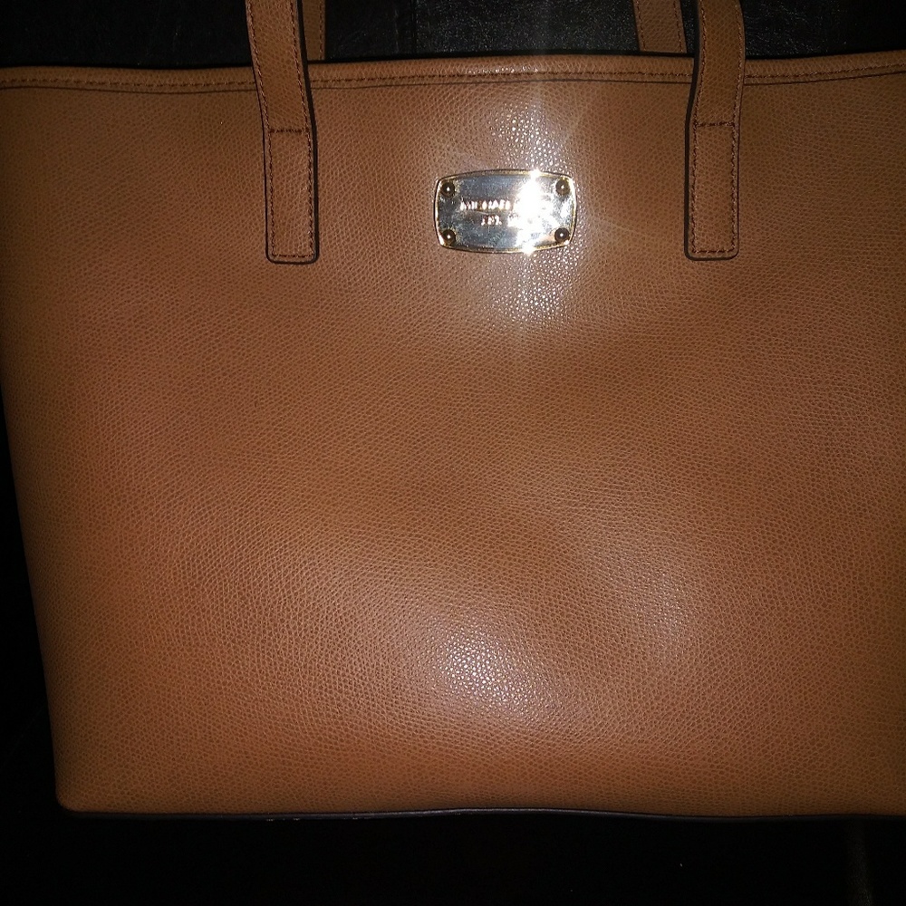 MK Jet Set travel tote - Picture 4 of 5